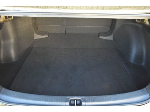 Used 2024 Toyota Corolla LE image 12