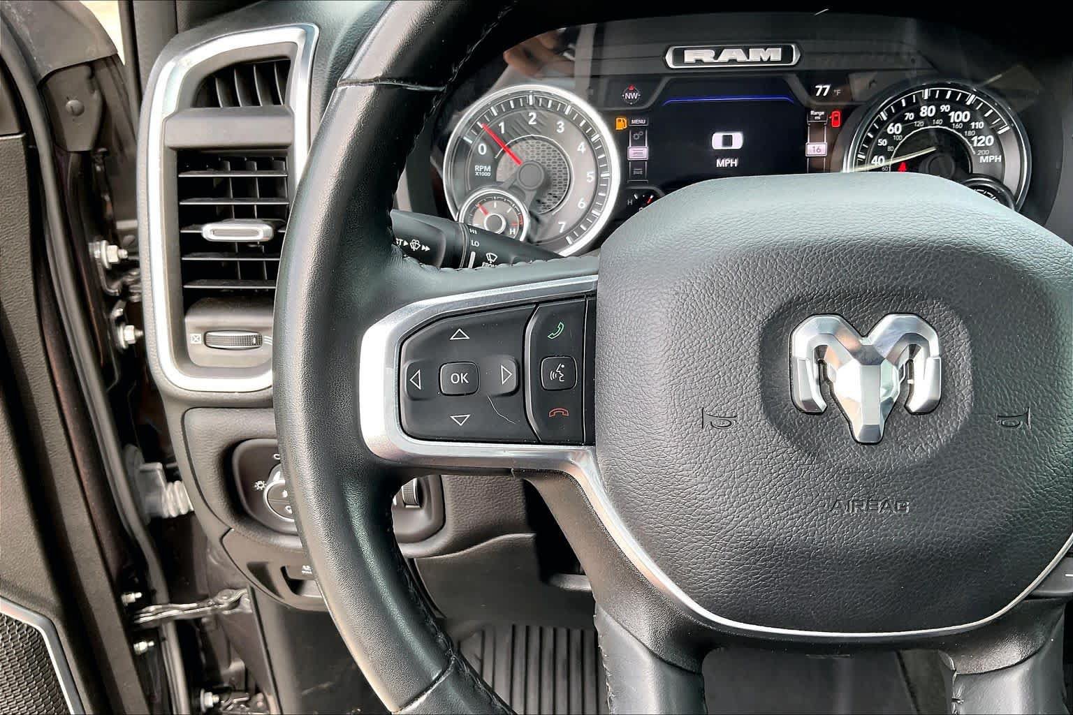 Used 2024 RAM 1500 Laramie AWD/4WD image 23