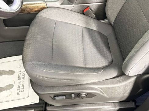 Used 2021 GMC Sierra 1500 Elevation image 18