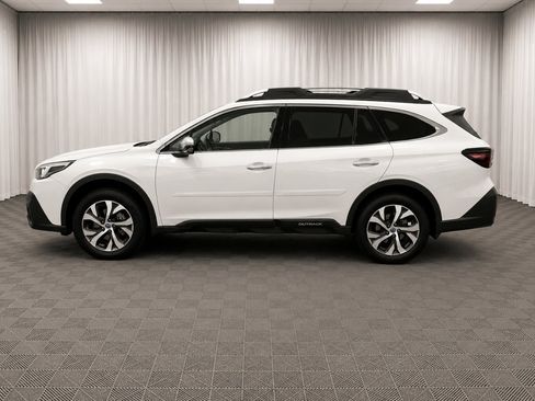 Used 2022 Subaru Outback Touring XT AWD/4WD image 6