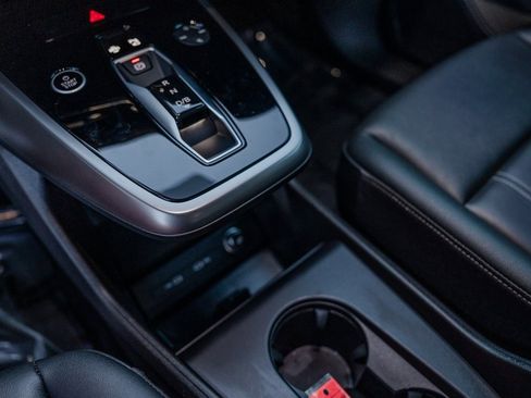 Used 2023 Audi Q4 e-tron Premium Plus w/ Premium Plus image 12