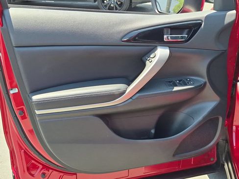Used 2025 Mitsubishi Eclipse Cross SE AWD/4WD image 11