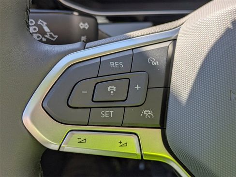 New 2026 Volkswagen Jetta SE image 25