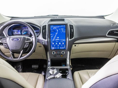 Used 2024 Ford Edge Titanium w/ Equipment Group 301A AWD/4WD image 26
