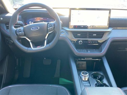 Used 2025 Ford Explorer ST image 8