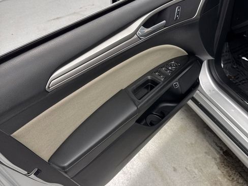 Used 2018 Ford Fusion S image 13