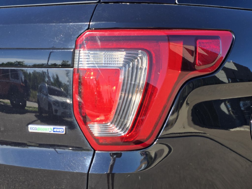 Used 2016 Ford Explorer Sport w/ Equipment Group 401A AWD/4WD image 13
