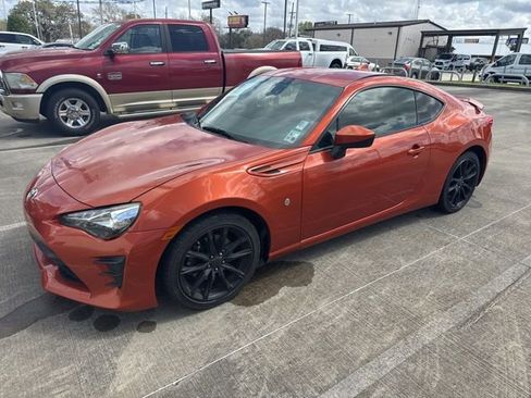 Used 2017 Toyota 86 860 Special Edition image 7