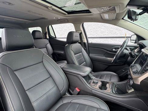 Used 2022 GMC Acadia Denali w/ Black Diamond Edition FWD image 39
