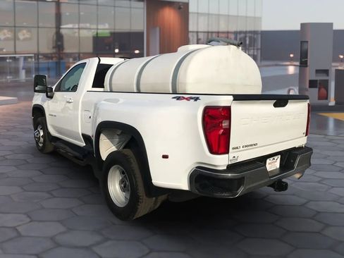 Used 2022 Chevrolet Silverado 3500 LT w/ Convenience Package image 3
