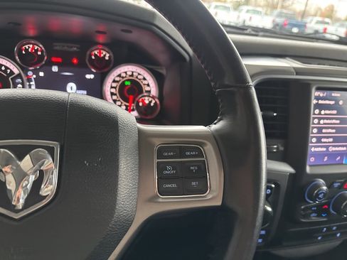 Used 2022 RAM 1500 Classic SLT w/ Electronics Convenience Group image 17