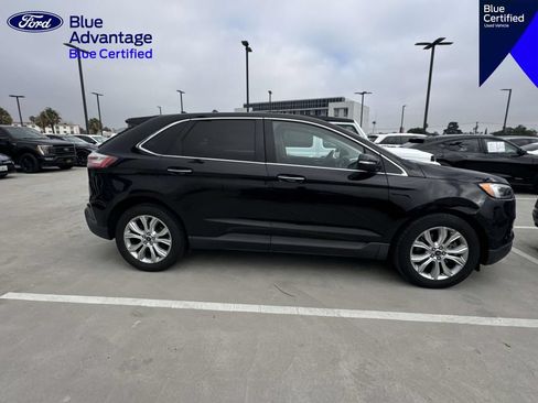 Used 2019 Ford Edge Titanium w/ Equipment Group 301A AWD/4WD image 21