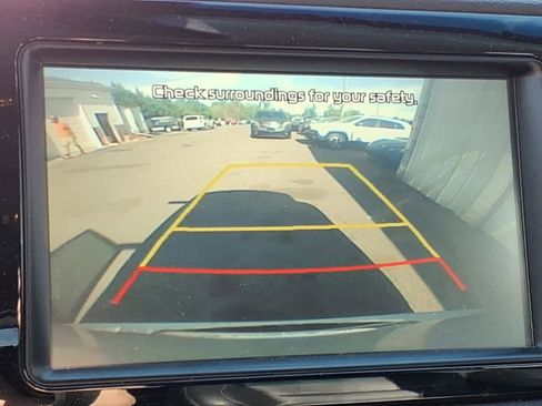 Used 2017 Kia Niro Touring w/ Advanced Technology Package image 10