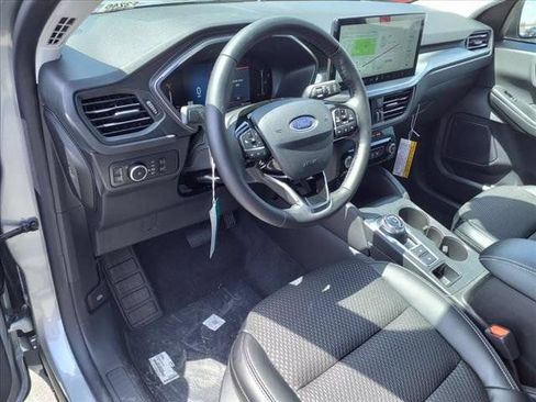 New 2024 Ford Escape SE FWD image 8