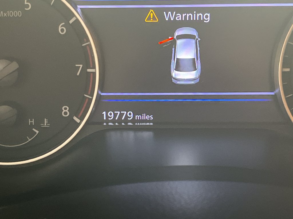 Used 2025 Nissan Altima 2.5 SR FWD image 18