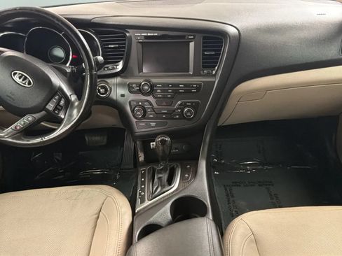 Used 2012 Kia Optima EX w/ Premium Pkg FWD image 16