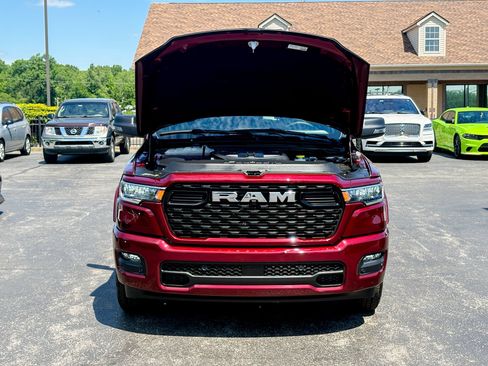 Used 2025 RAM 1500 Big Horn AWD/4WD image 36