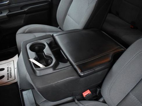 Used 2019 RAM 1500 Big Horn image 17