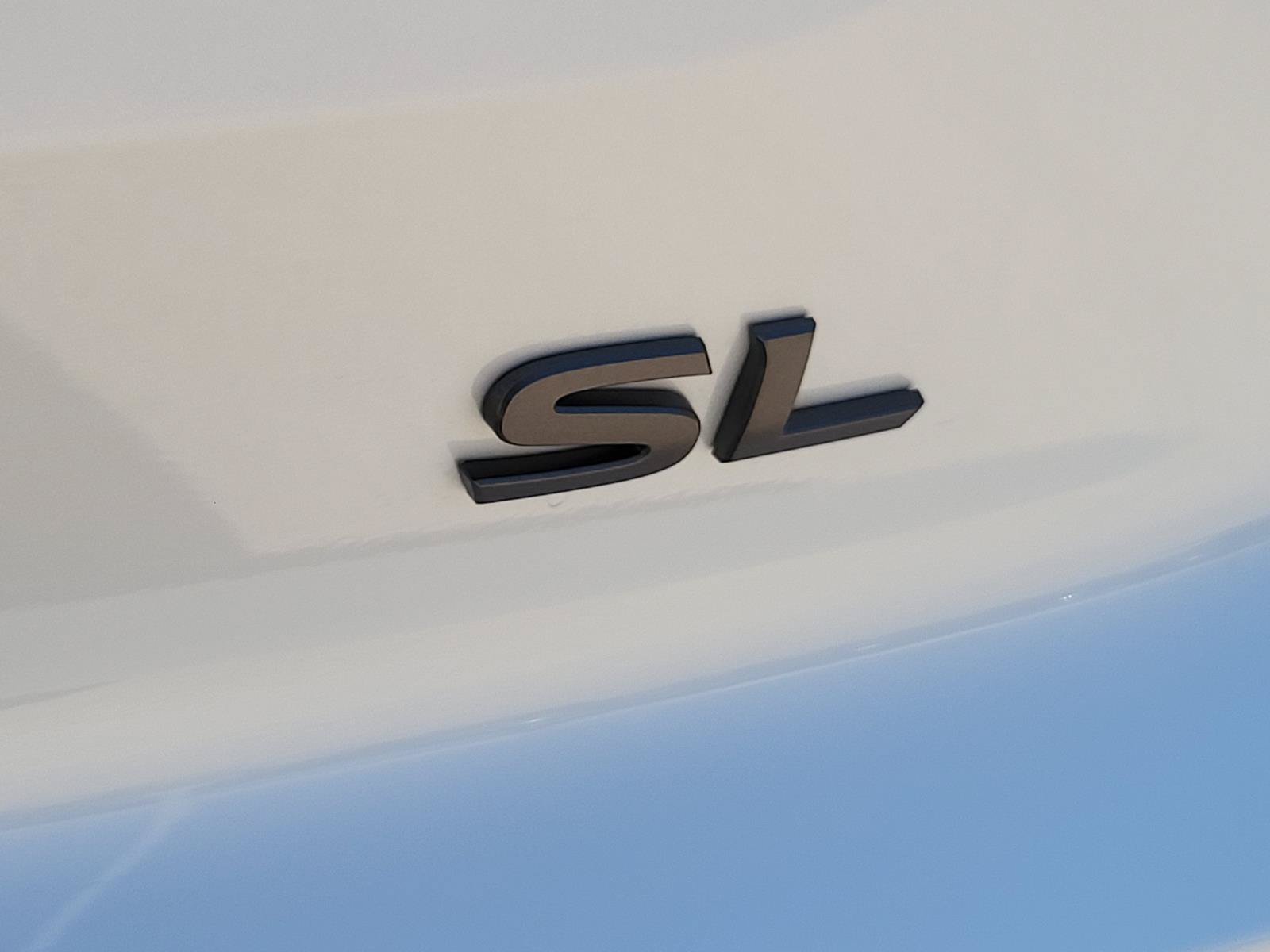 New 2026 Nissan Pathfinder SL w/ Cargo Package FWD image 10