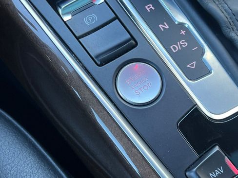 Used 2017 Audi Q5 2.0T Premium Plus w/ Technology Package image 24