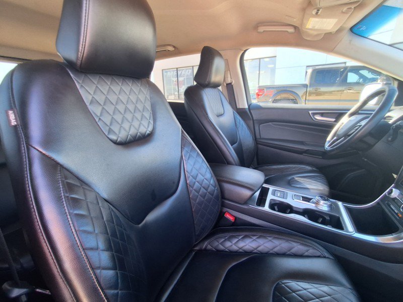 Used 2023 Ford Edge Titanium AWD/4WD image 15