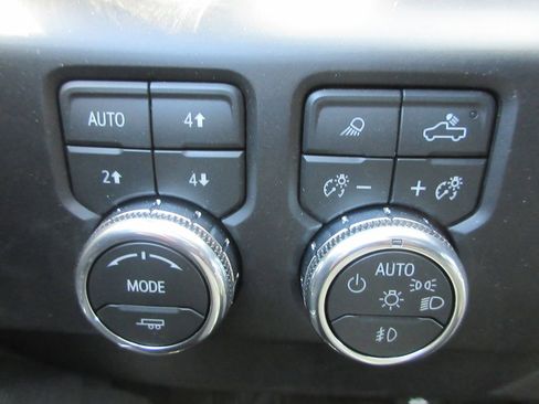 New 2026 GMC Sierra 1500 AT4X AWD/4WD image 17