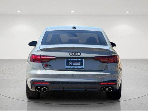 Used 2022 Audi S4 Premium Plus w/ Premium Plus Package AWD/4WD image 5