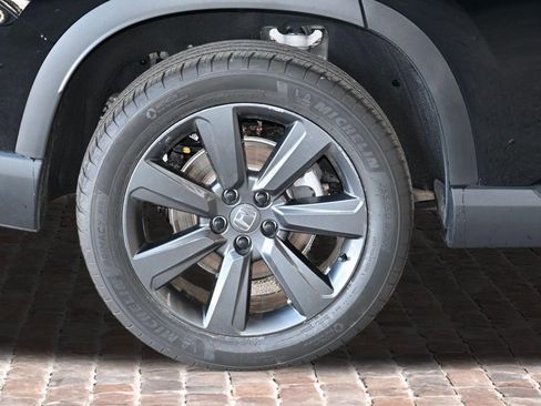 New 2026 Honda Pilot Sport image 36