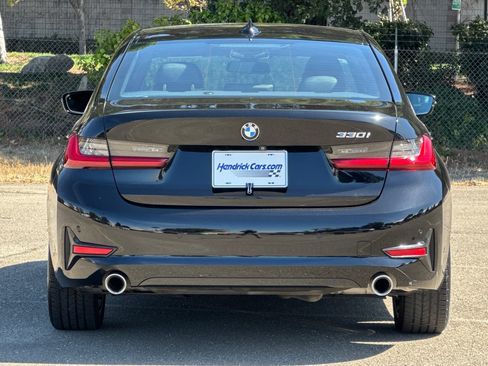 Used 2020 BMW 330i Sedan w/ Convenience Package RWD image 6