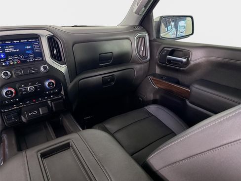 Certified 2022 GMC Sierra 1500 SLT w/ SLT Premium Plus Package AWD/4WD image 25
