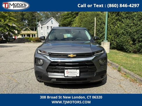 Used 2021 Chevrolet TrailBlazer LS image 3