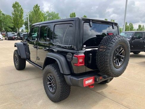 New 2026 Jeep Wrangler Unlimited Rubicon w/ Xtreme 35 Tire Package AWD/4WD image 8