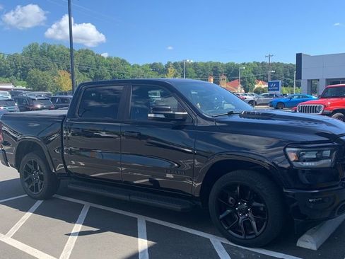 Used 2022 RAM 1500 Laramie AWD/4WD image 40