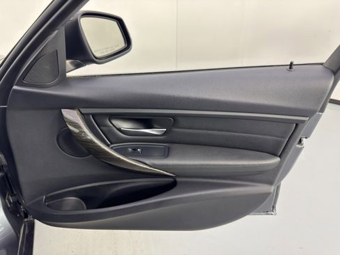 Used 2015 BMW 335i xDrive Sedan image 40