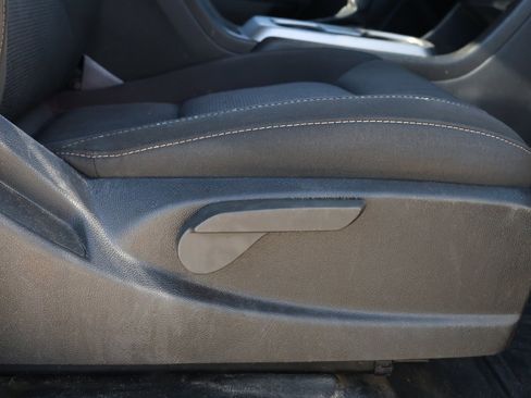 Used 2021 Chevrolet Colorado LT w/ Fleet Safety Package image 30