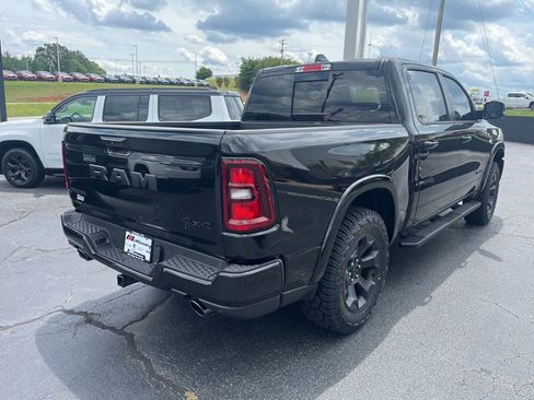 New 2026 RAM 1500 Big Horn w/ Night Edition AWD/4WD image 13