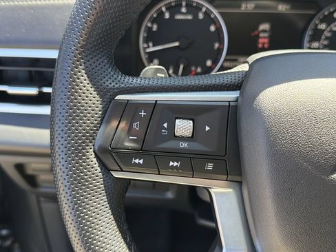 Used 2025 Mitsubishi Outlander SE AWD/4WD image 18