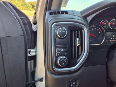 Used 2021 Chevrolet Silverado 1500 LT w/ Texas Edition Plus RWD image 12