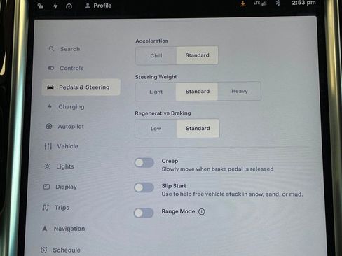 Used 2016 Tesla Model S 70D image 29