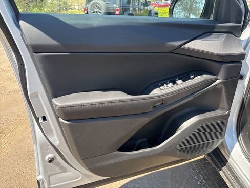 New 2026 Jeep Cherokee Limited AWD/4WD image 18