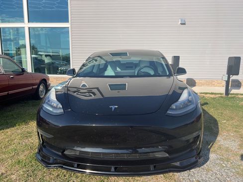 Used 2018 Tesla Model 3 Long Range AWD/4WD image 24