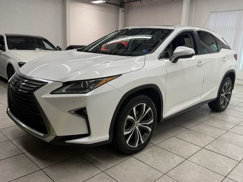 Used 2017 Lexus RX 350 FWD w/ Premium Package image 3