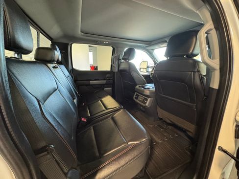 Used 2023 Ford F350 Lariat w/ Lariat Ultimate Package AWD/4WD image 28