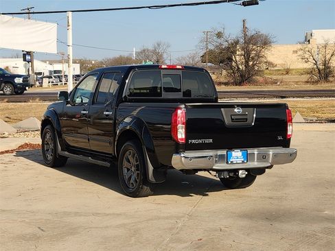 Used 2014 Nissan Frontier SL image 7