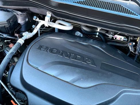 Used 2019 Honda Pilot Elite image 33