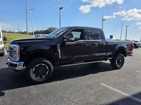 Used 2023 Ford F250 Lariat w/ Lariat Ultimate Package AWD/4WD image 9