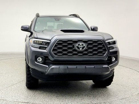 Used 2021 Toyota Tacoma 4x4 Double Cab image 2