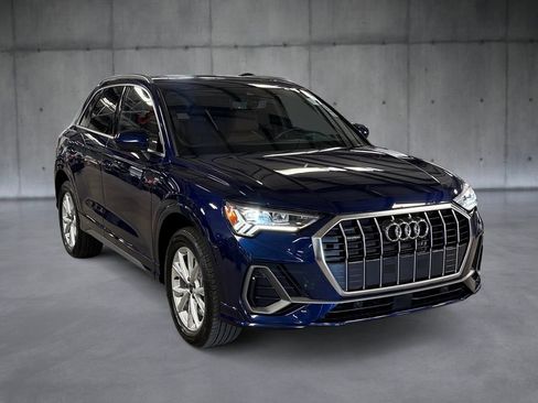 Certified 2025 Audi Q3 2.0T Premium w/ Convenience Package AWD/4WD image 7