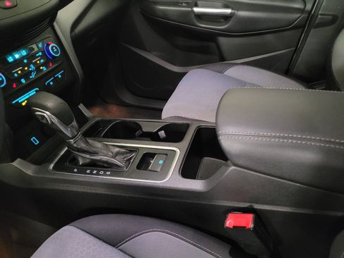 Used 2018 Ford Escape SE image 26