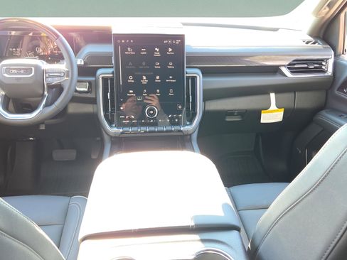 New 2026 GMC Yukon Elevation image 14